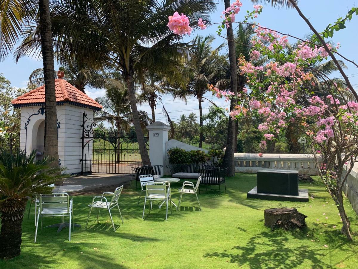 Chalet Saffron Goa บีนอลิม ภายนอก รูปภาพ